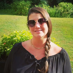 Meet your Posher, Stefanie